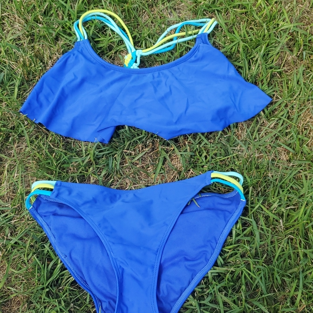 Xhilaration 2 piece bathing suit